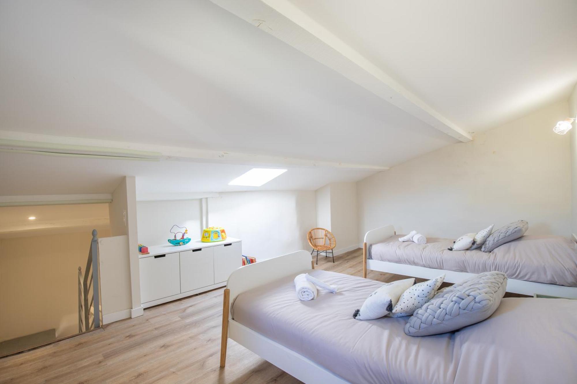 L'Antiquaire - 3 Chambres - Hypercentre - Wifi L'Isle-sur-la-Sorgue Ngoại thất bức ảnh
